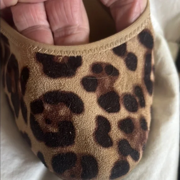 Steve Madden Leopard Print Flats Brown Tan - Picture 6 of 7